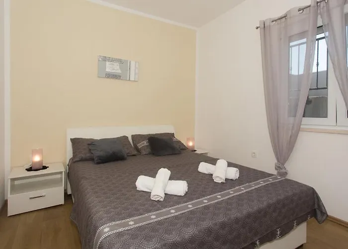 Holiday Home Split Σπίτι διακοπών Σπλιτ