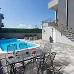 Holiday Home Split Split