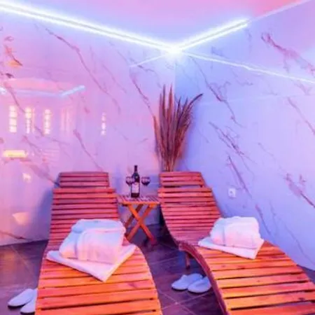 Holiday Home Split Будинок відпочинку *