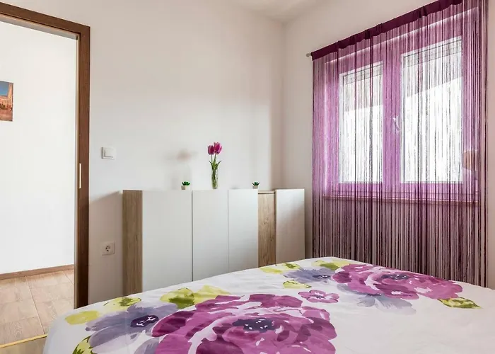 Holiday Home Split 別荘 *